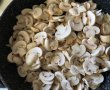 Piept de pui cu ciuperci si smantana-1