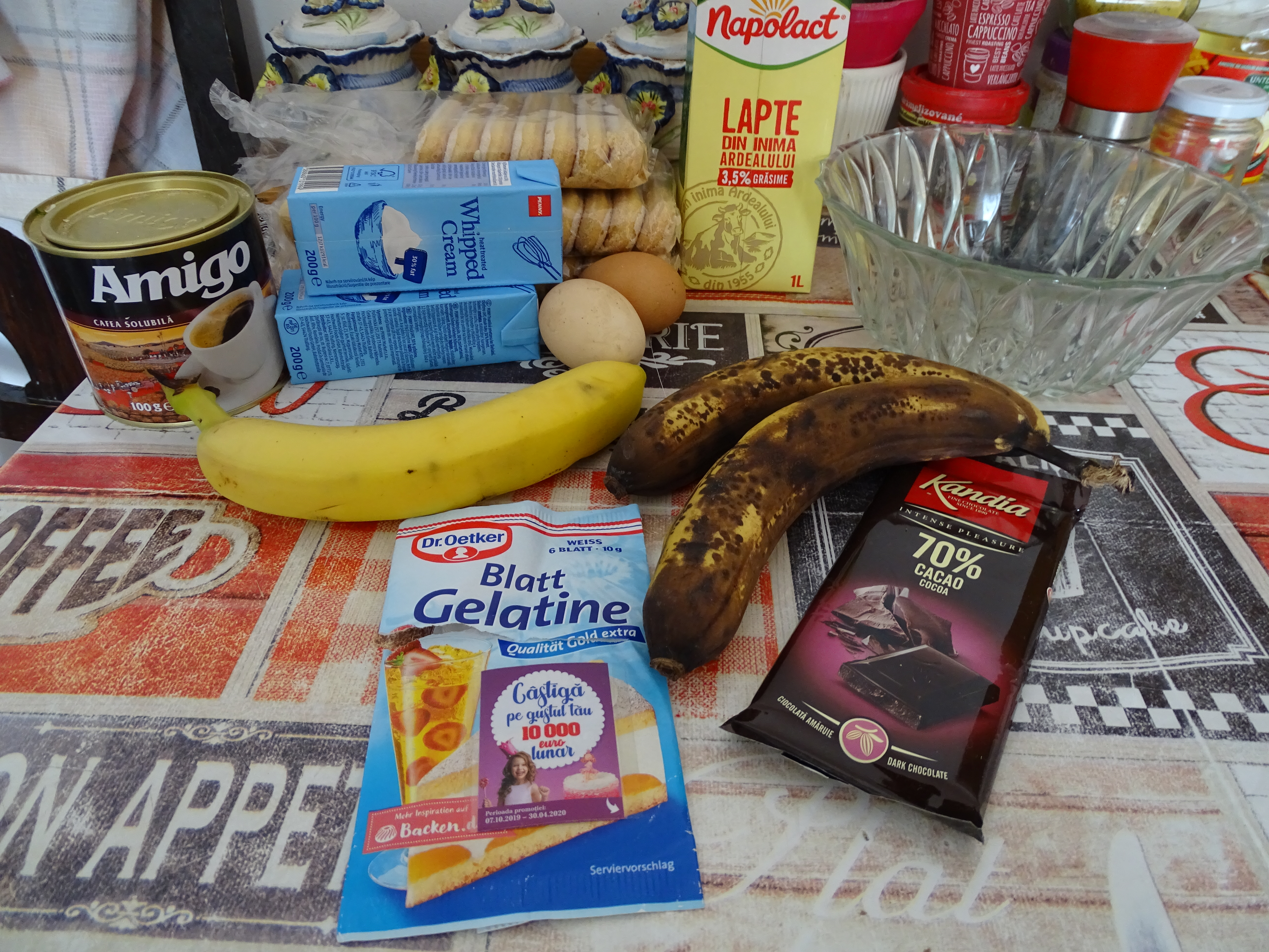 Desert mini tortulet cu ciocolata si banane