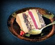 Desert tort cu mousse de ciocolata neagra si jeleu de fructe rosii-10