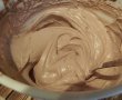 Desert tort cu crema de ciocolata si jeleu de coacaze negre-9