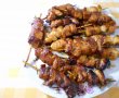 Frigarui din piept de pui la tigaie, cu cus-cus in unt si sos caramelizat-9