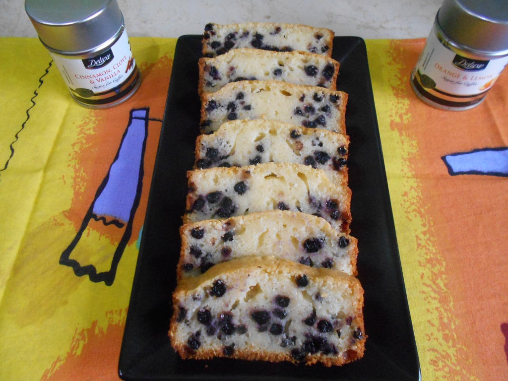 Desert prajitura cu gris si afine