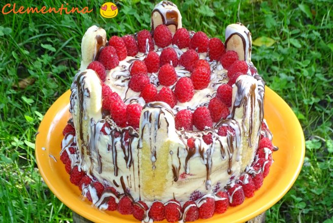 Desert tort cu zmeura si mascarpone
