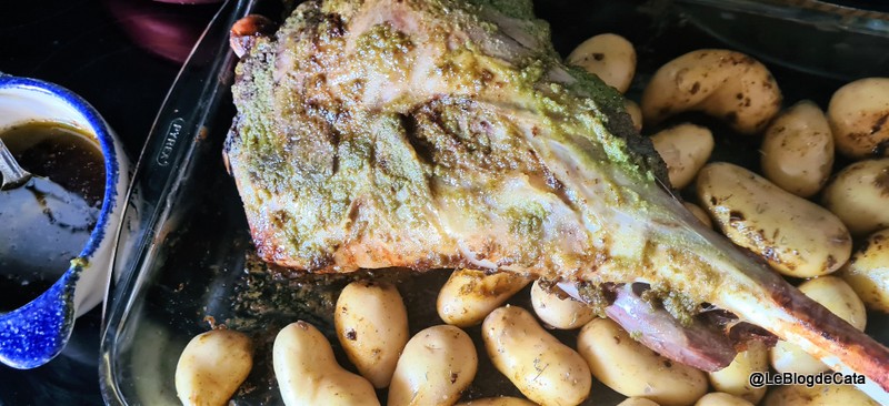 Pulpa de miel confiata 3 ore cu unt de usturoi