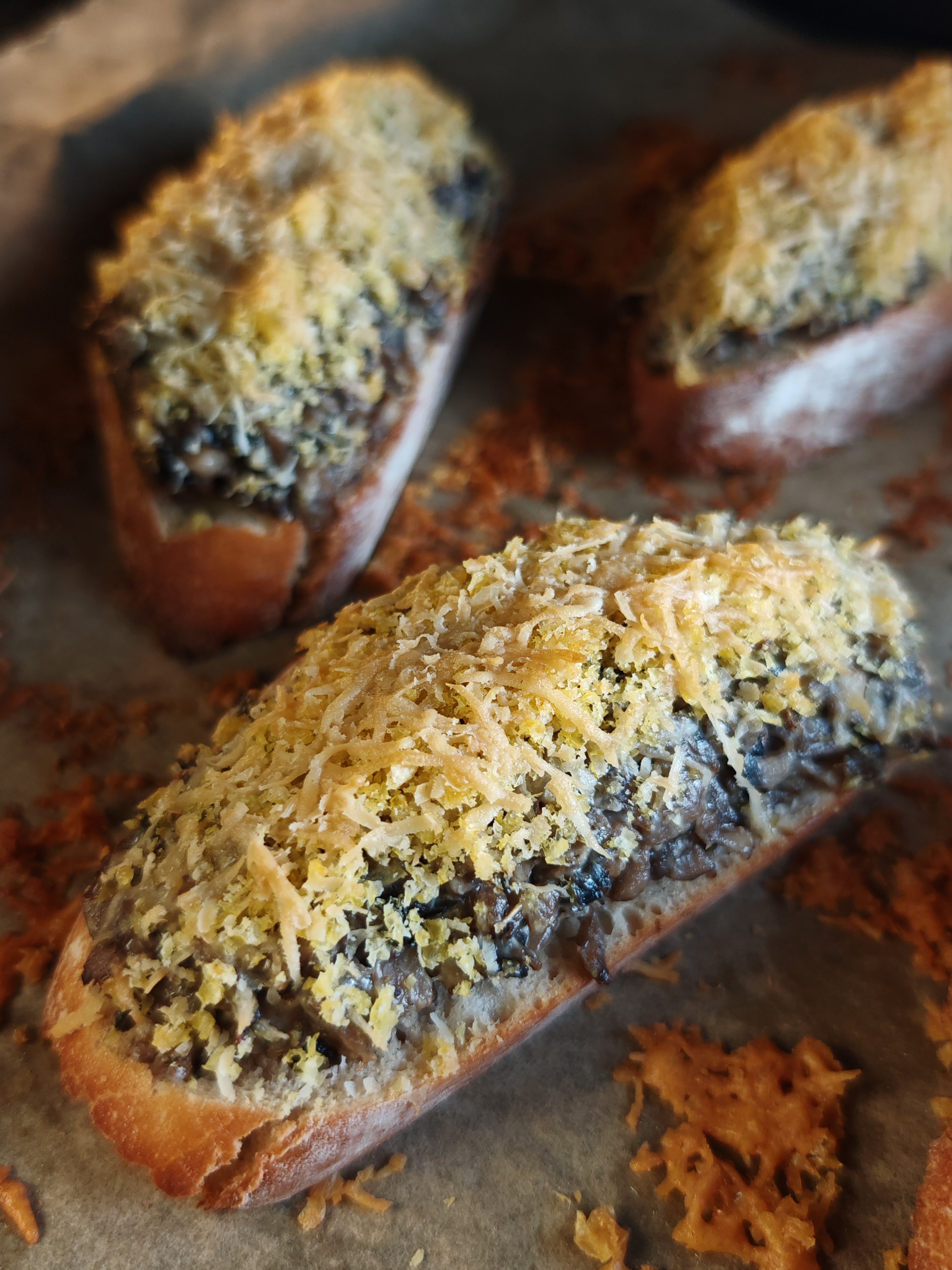 Crostini cu ciuperci - Gustarea crocantă plină de savoare