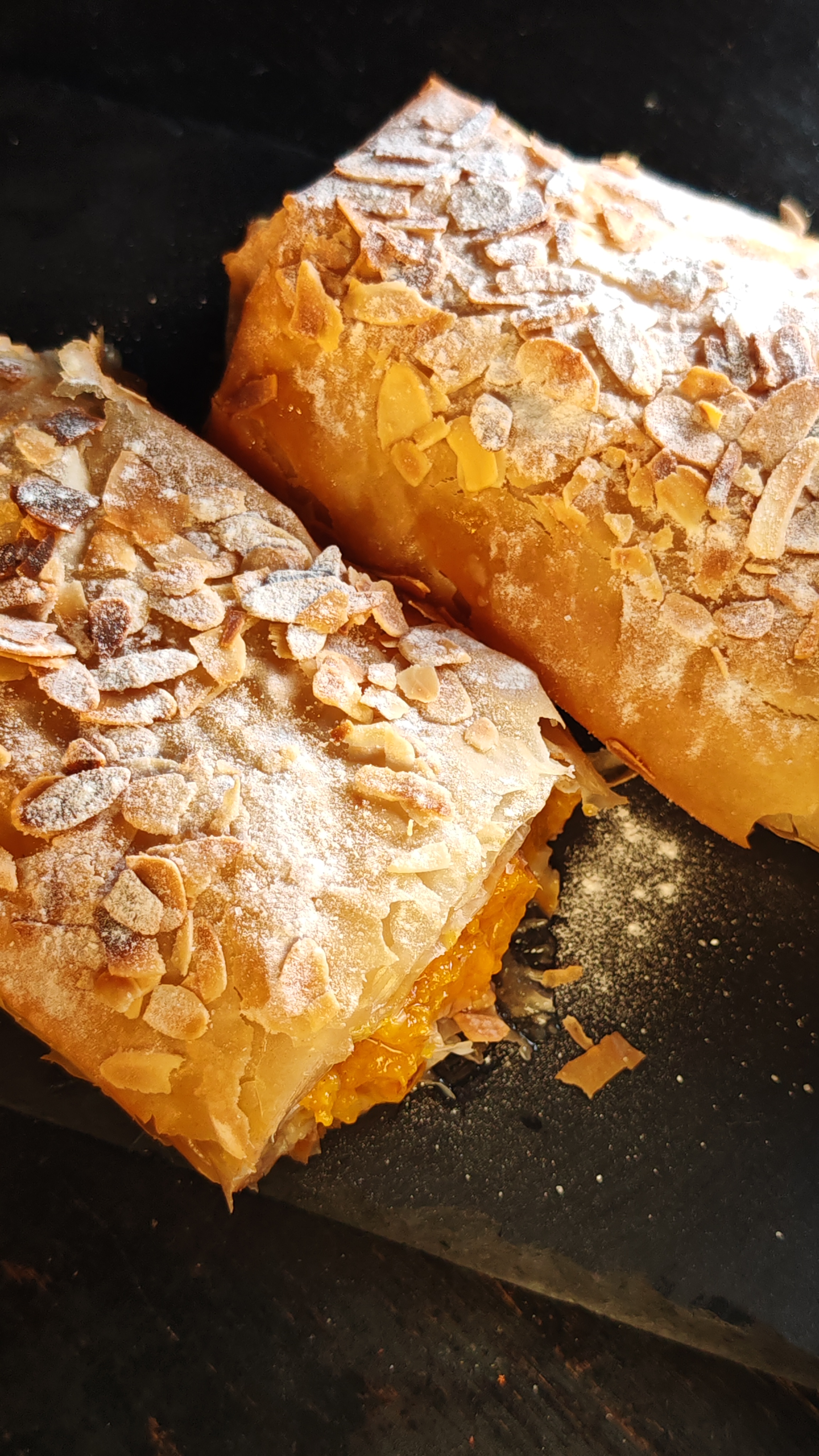 Ștrudel cu caise - Rețeta super rapidă și delicioasă
