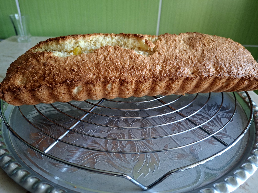 Chec Pina Colada - Pufos, aromat si usor de facut