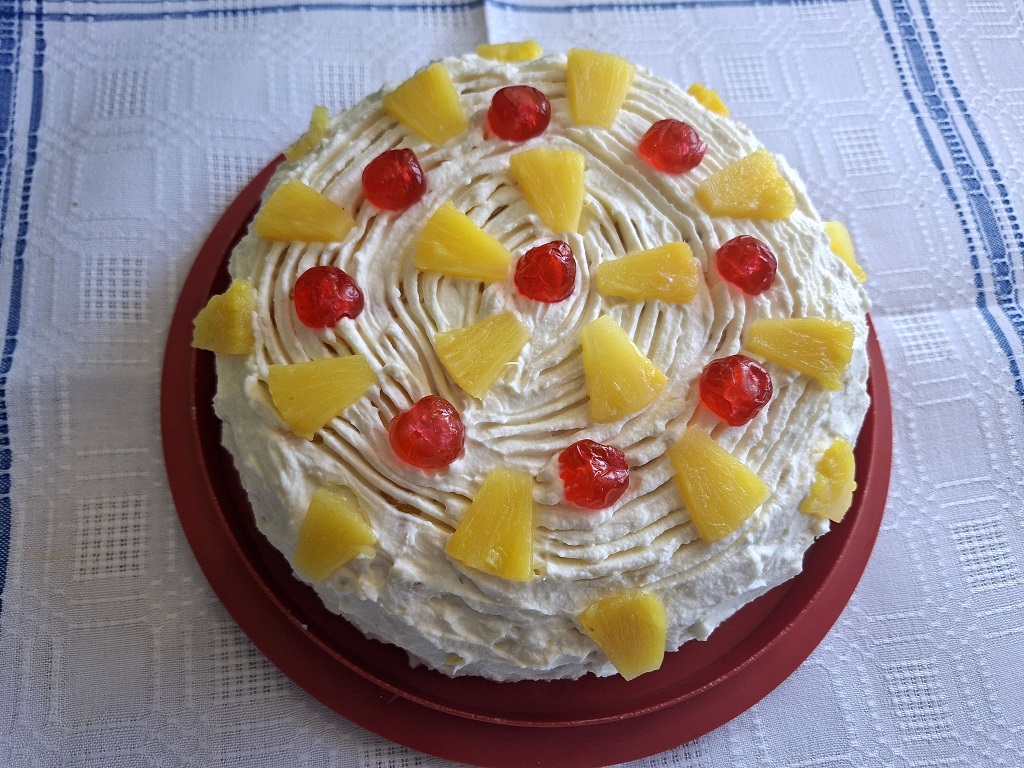 Tort Pina Colada - Reteta delicioasa cu ananas