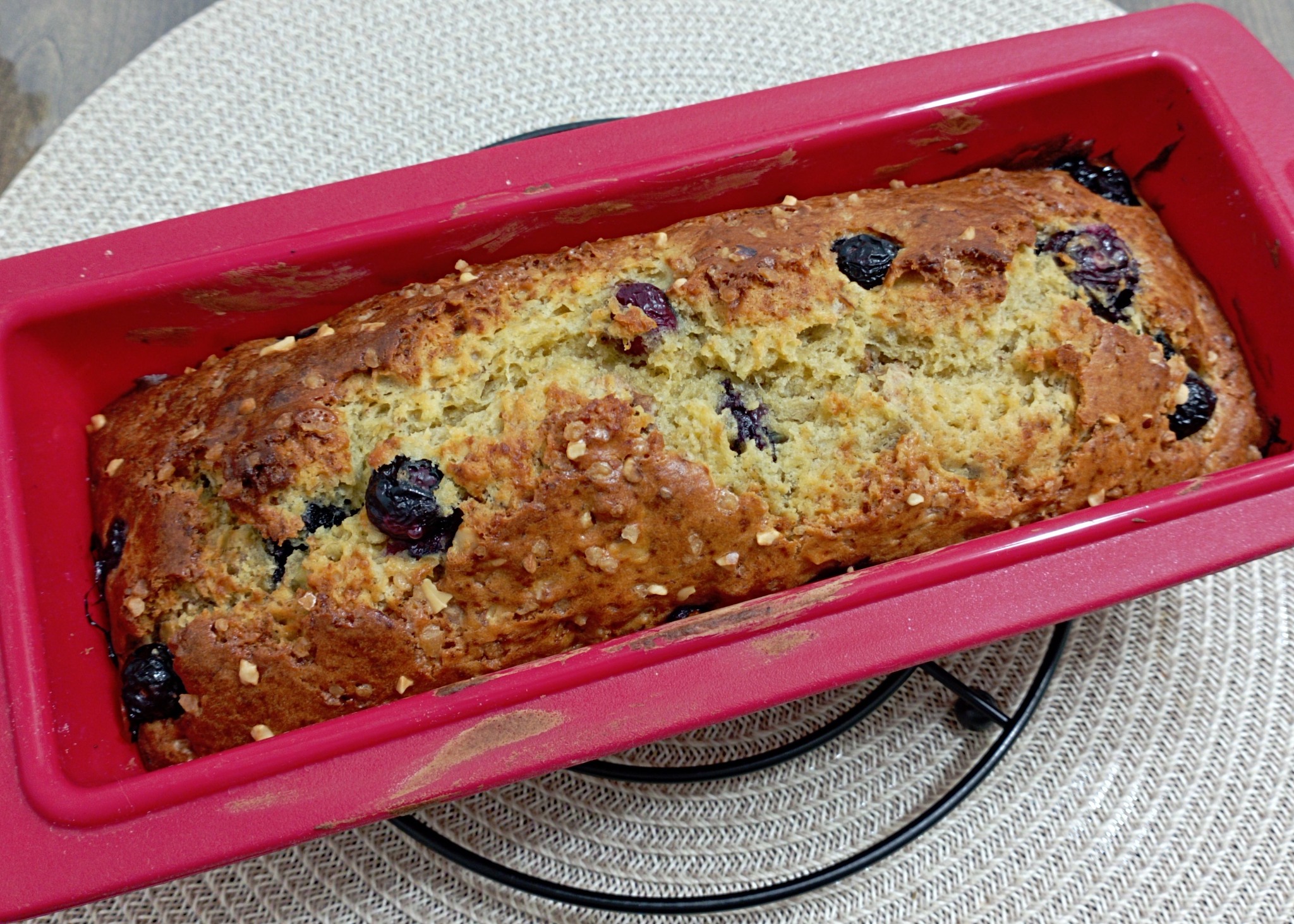 Banana bread cu afine si nuci - Reteta delicioasa
