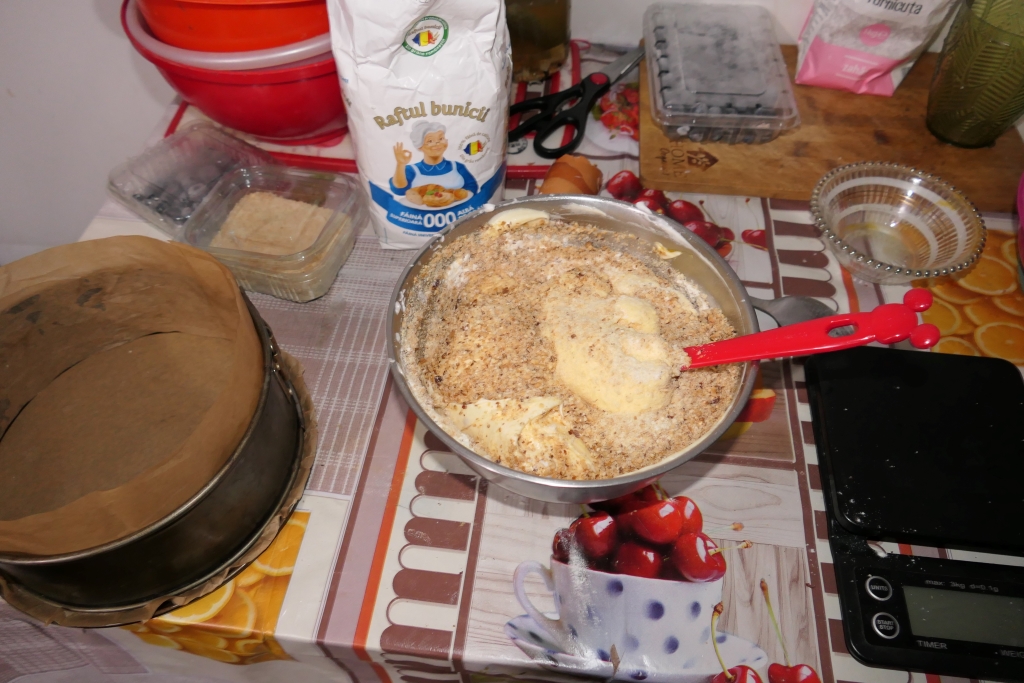 Tort Craciun 2025 - Reteta delicioasa cu afine si mascarpone