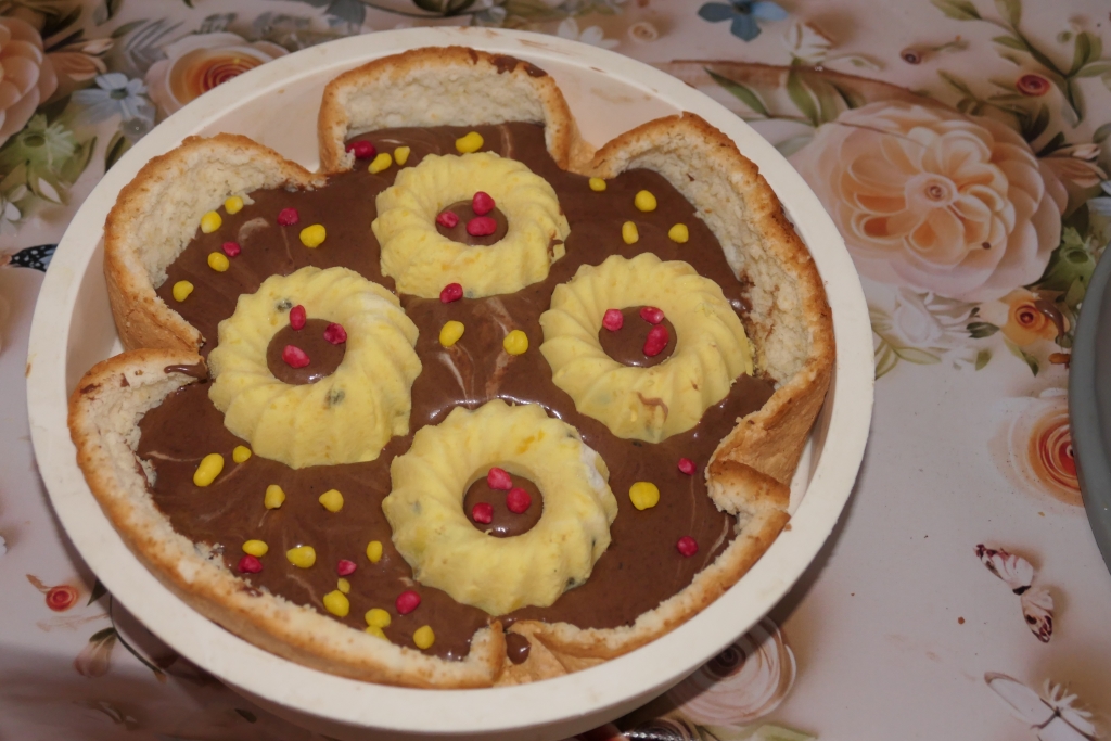 Tort Sa vina Primavara -  Reteta cu mango, fructul pasiuni si banane