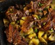 Friptură de miel cu legume - Rețeta savuroasă pentru Paște-0