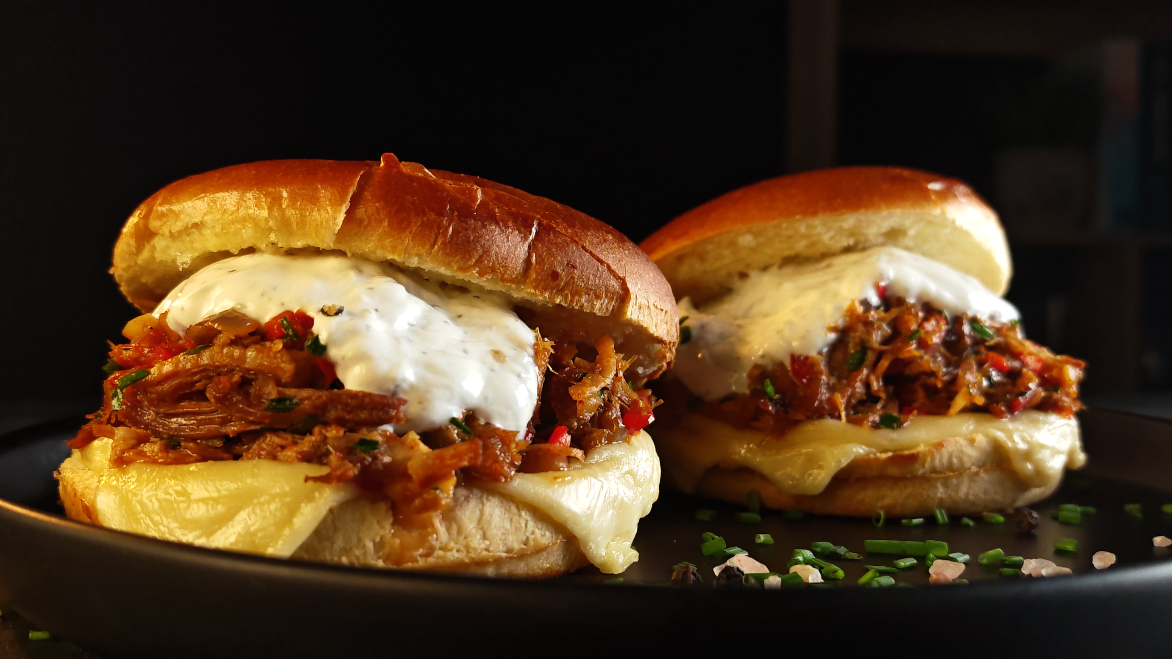 Burger cu carne rămasă - Simplu, rapid și gustos