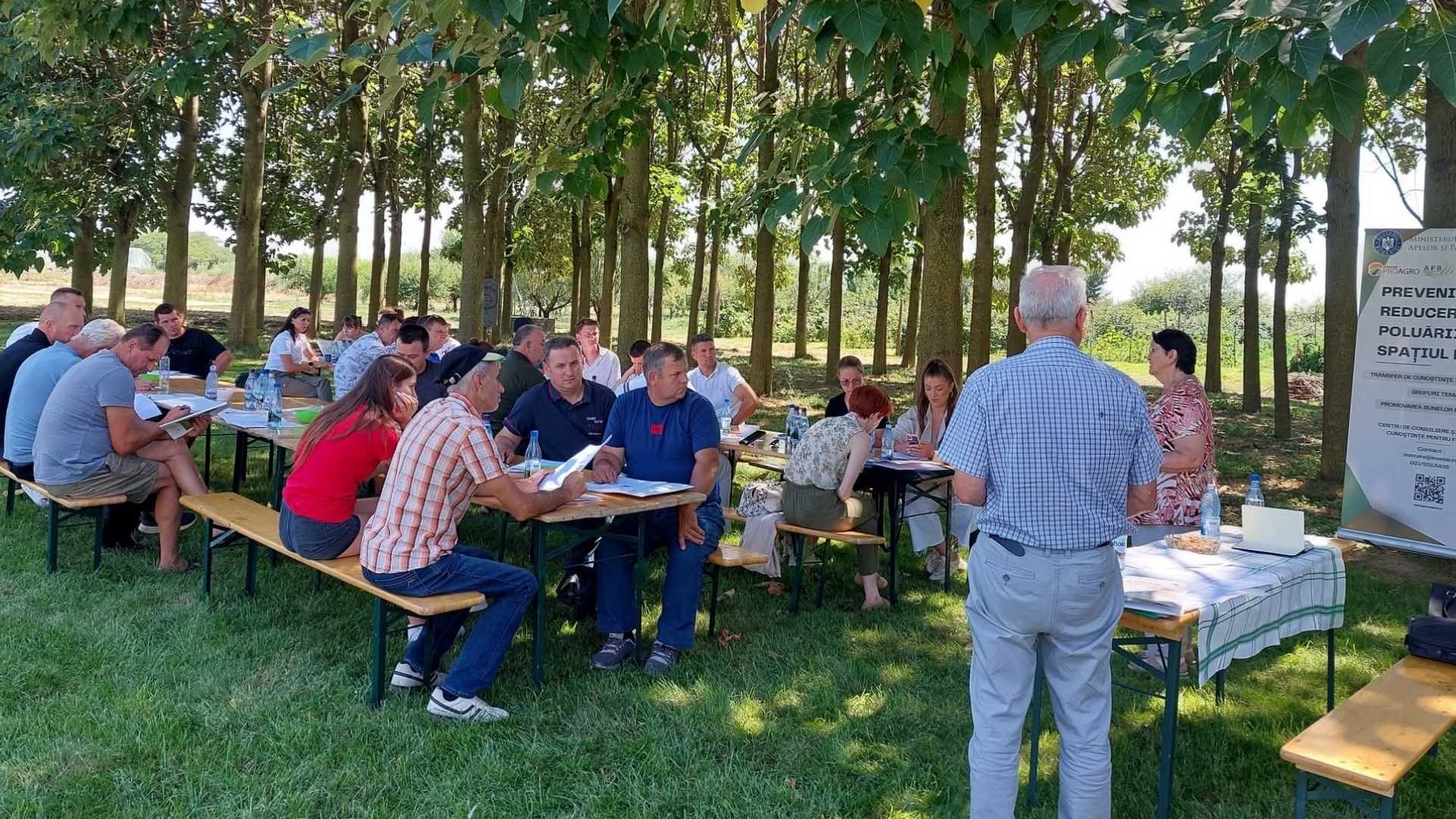 Fermierii învață cel mai bine de la alți fermieri